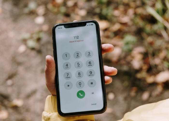 Mobile numerologist in Pune offering online personalised mobile number analysis and numerology guidance