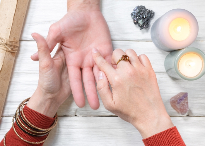 Palmistry consultation in Pune with expert hand reading for personalised guidance and life insights