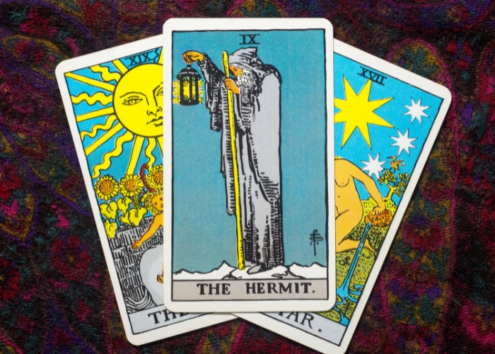 Tarot card reader in Pune offering personalised readings, spiritual guidance and clarity